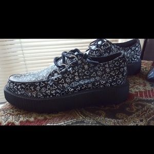 T.U.K. rune creepers